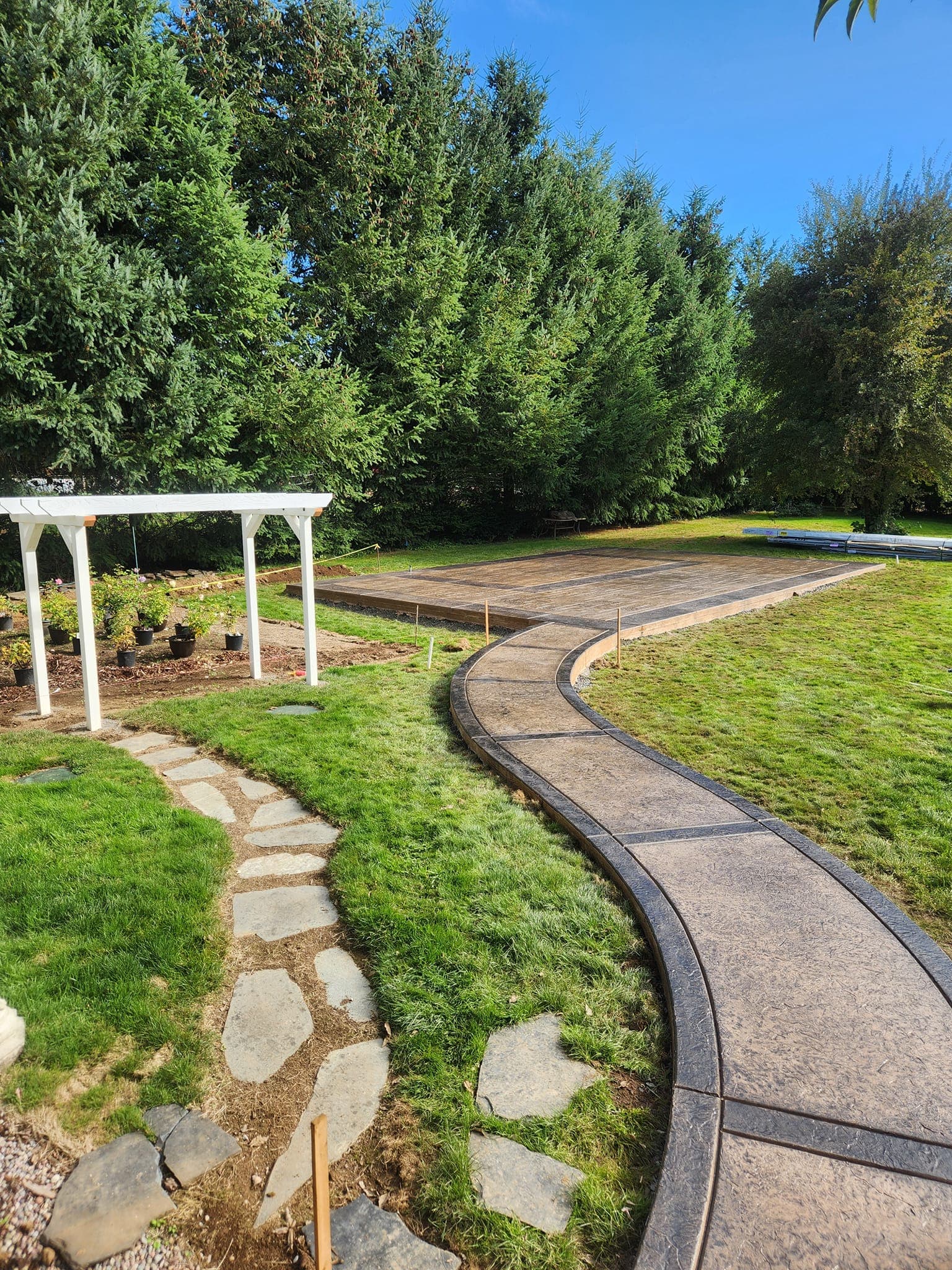 Concrete patio and pool deck in Lane County, Oregon