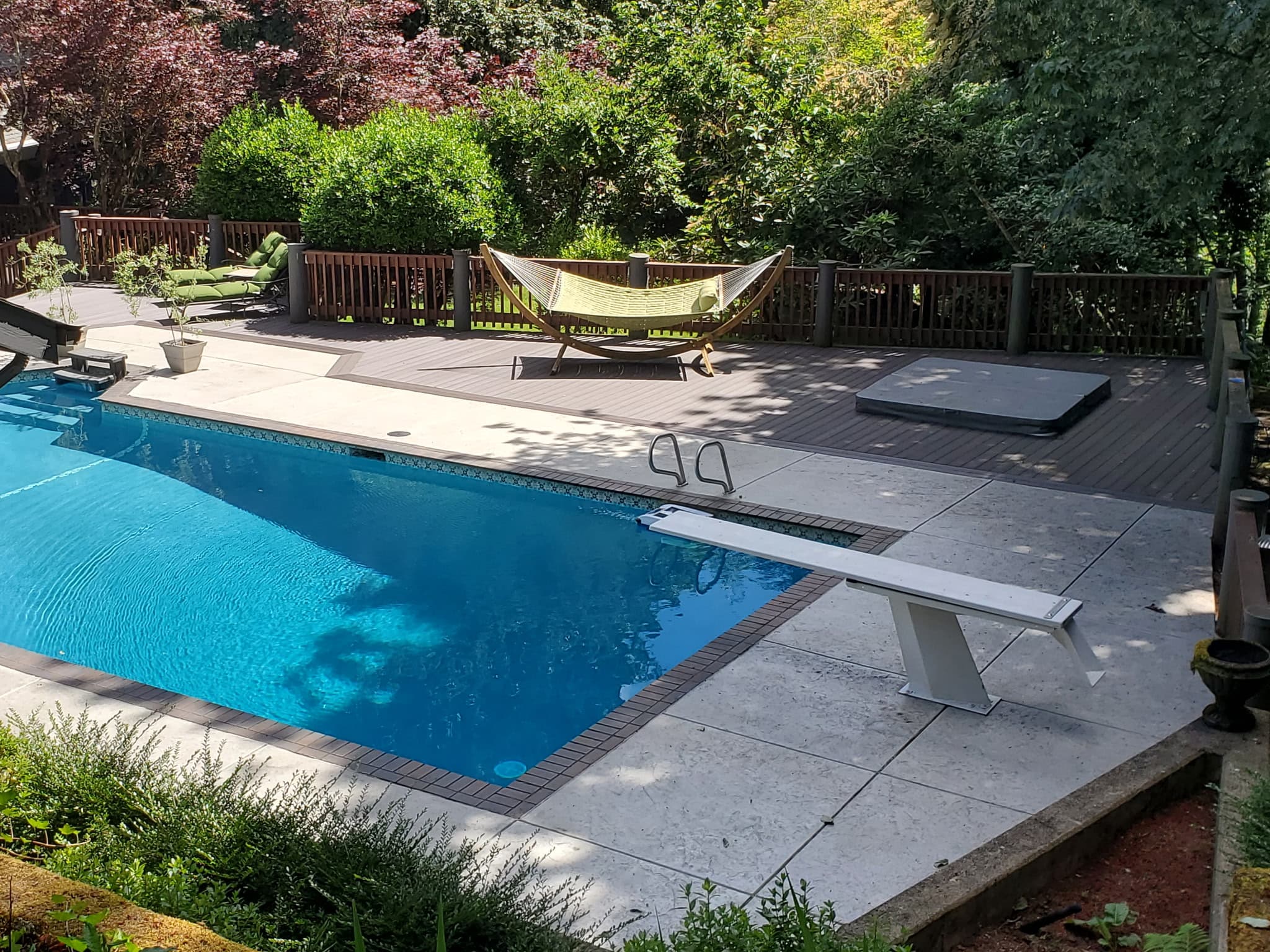 Concrete pool deck